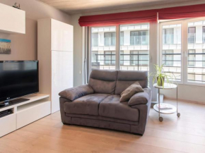 Apartment with lateral sea view in Ostend